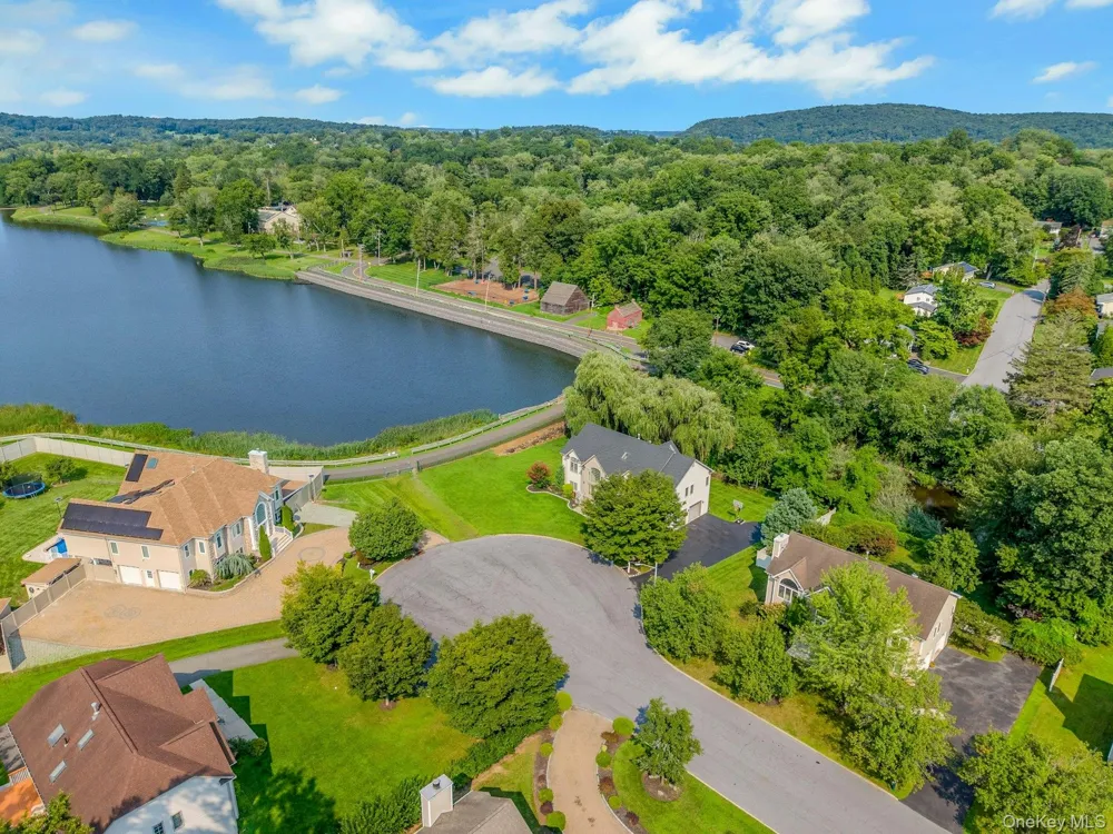 14 Stern Place Congers, NY 10920