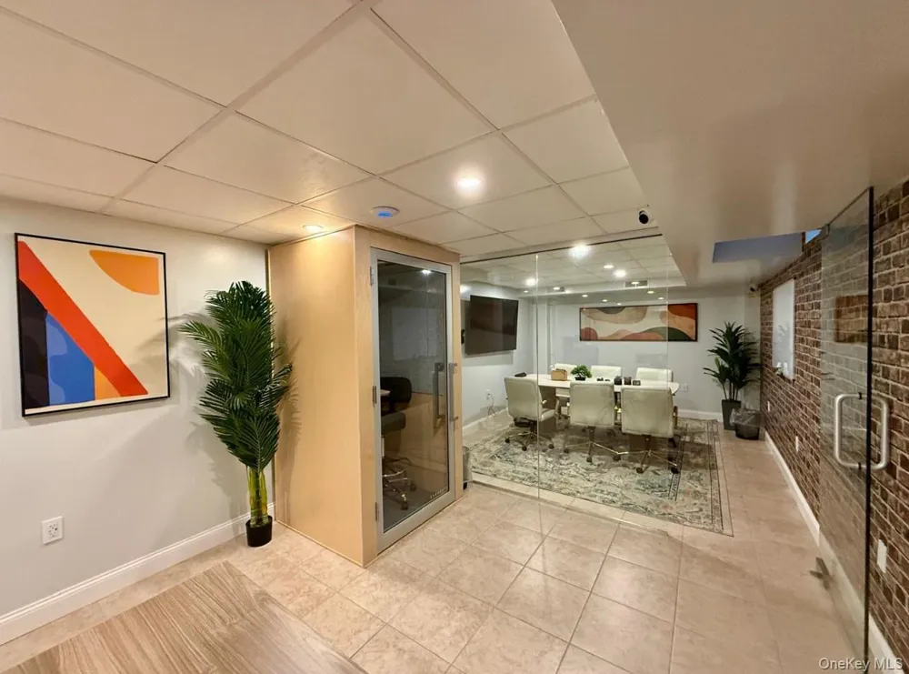 230 Pelham Road #2H New Rochelle, NY 10805