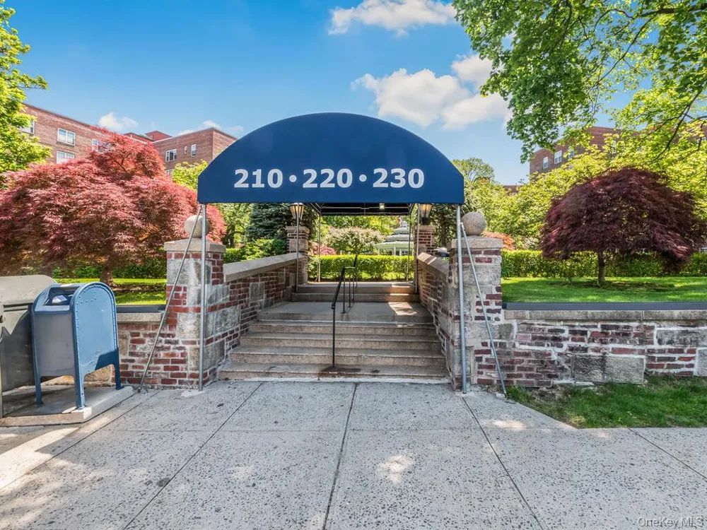 230 Pelham Road #2H New Rochelle, NY 10805