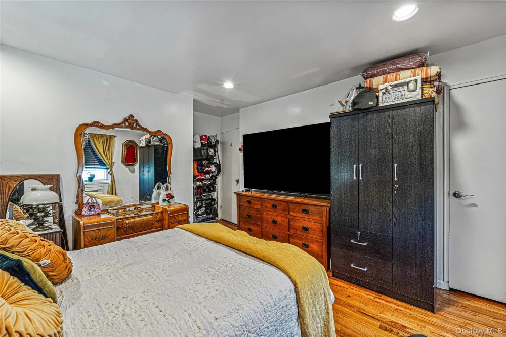 8429 153rd Avenue #3CD Howard Beach, NY 11414