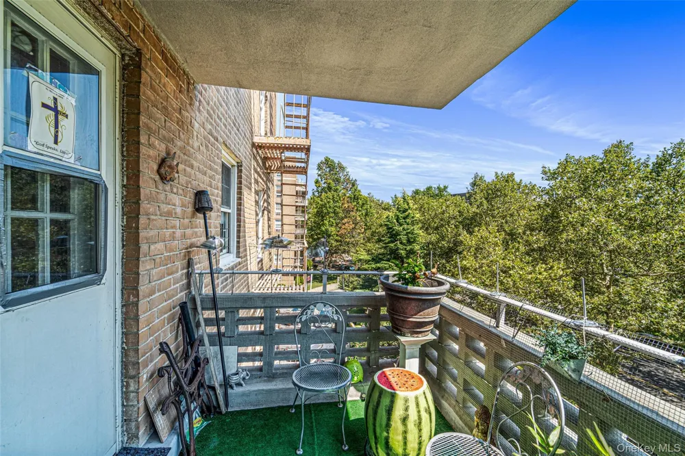 8429 153rd Avenue #3CD Howard Beach, NY 11414