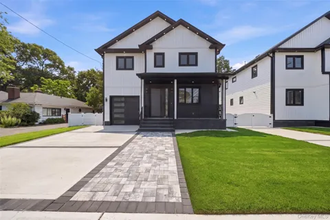 24 Surrey Lane