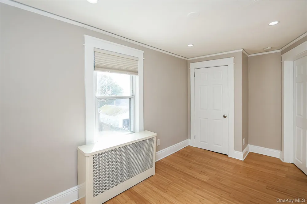 24 High Street Locust Valley, NY 11560
