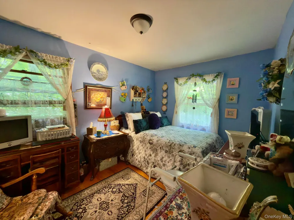 26 W Cookingham Drive Staatsburg, NY 12580