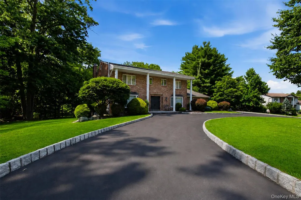 391 Pleasant Hill Drive New City, NY 10956