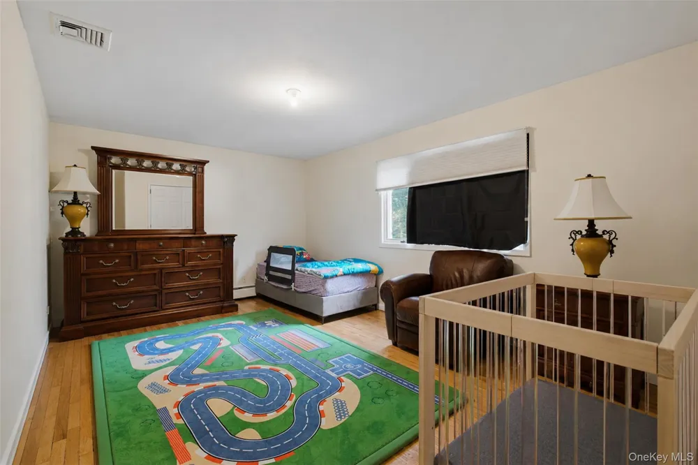 391 Pleasant Hill Drive New City, NY 10956
