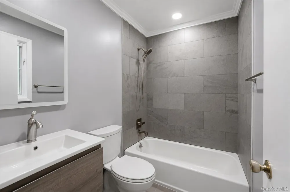 391 Pleasant Hill Drive New City, NY 10956