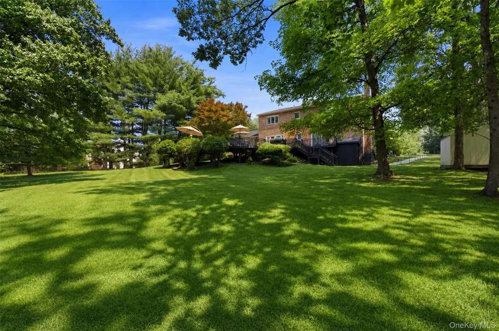 391 Pleasant Hill Drive New City, NY 10956