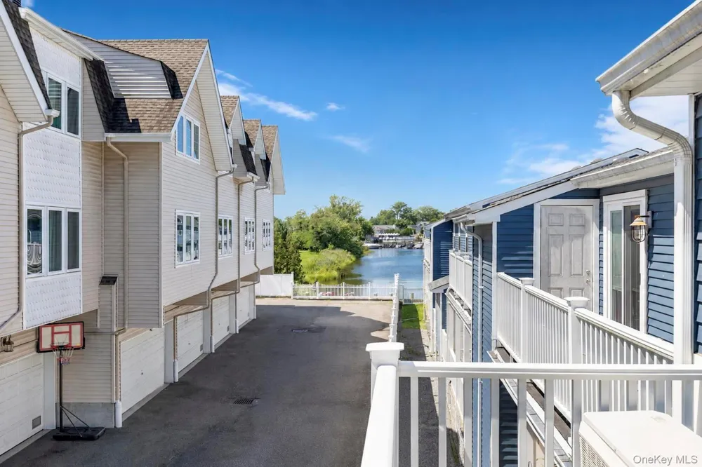 116 Westend Avenue #4 Freeport, NY 11520