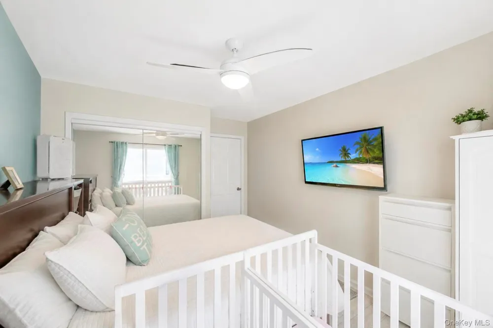 116 Westend Avenue #4 Freeport, NY 11520