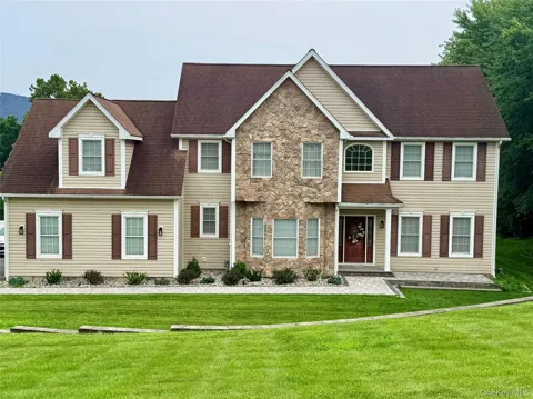 49 Harrisons Trail