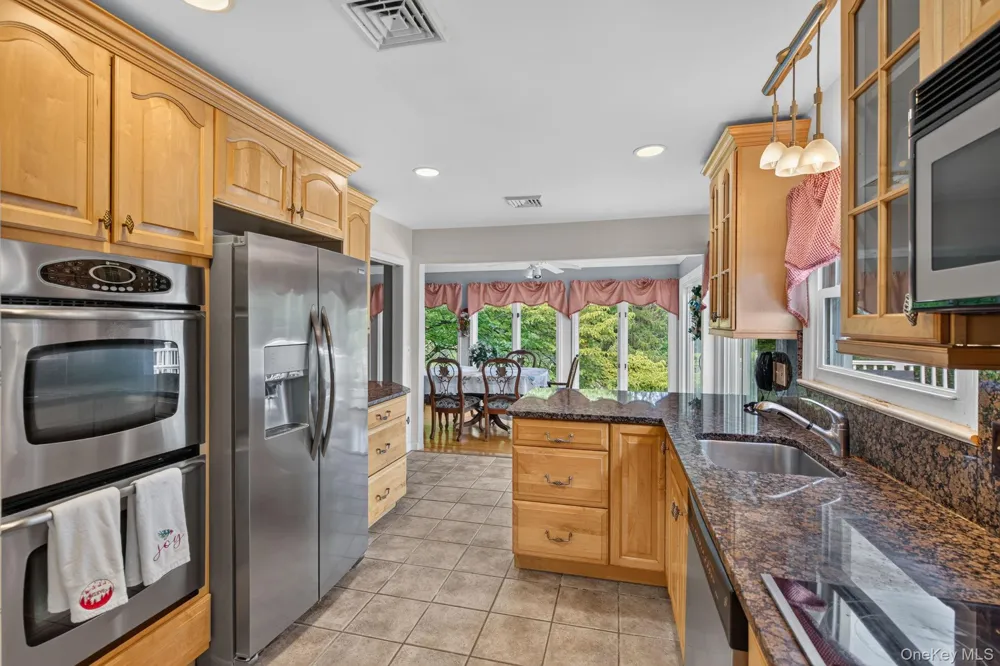 158 High Meadows Road Walden, NY 12586