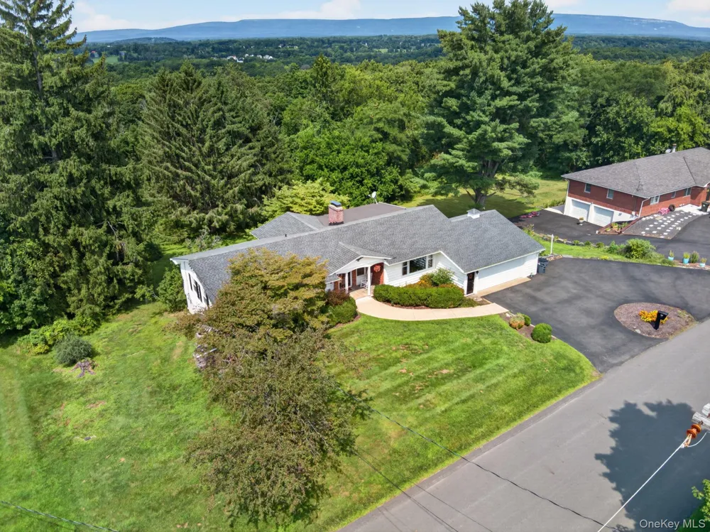 158 High Meadows Road Walden, NY 12586