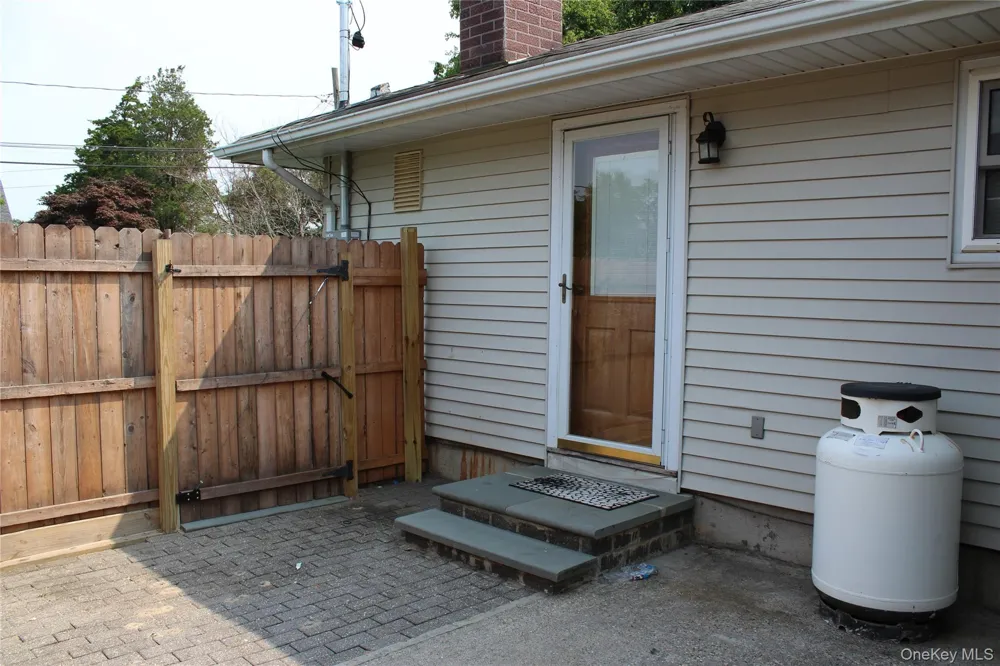 92 Lombardy Drive Shirley, NY 11967