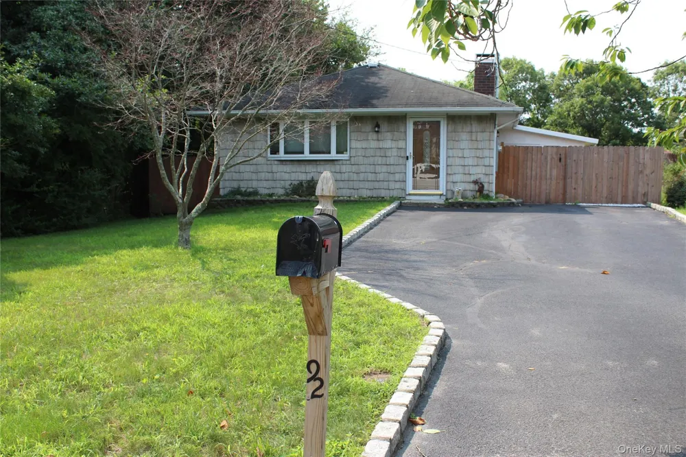 92 Lombardy Drive Shirley, NY 11967