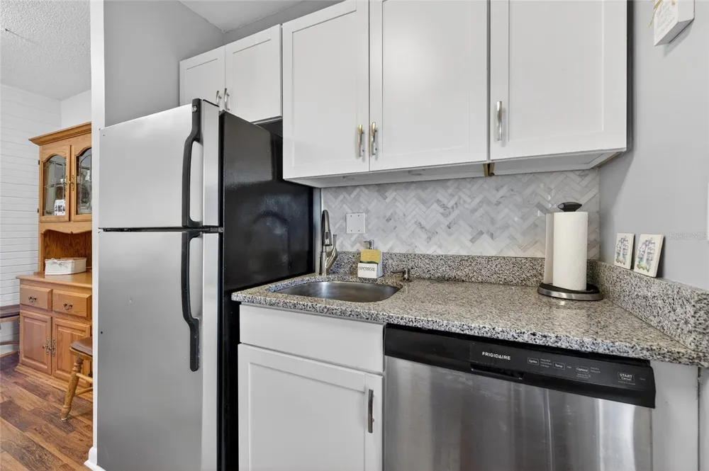 3009 HALIFAX AVENUE #1 Daytona Beach, FL 32118
