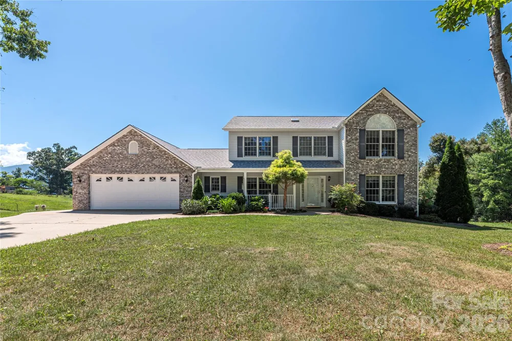 35 Forest Knoll Drive Weaverville, NC 28787