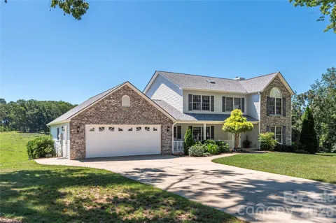 35 Forest Knoll Drive