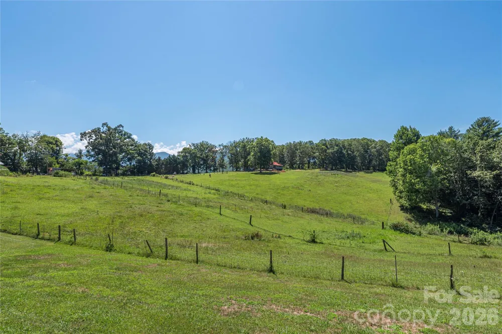 35 Forest Knoll Drive Weaverville, NC 28787