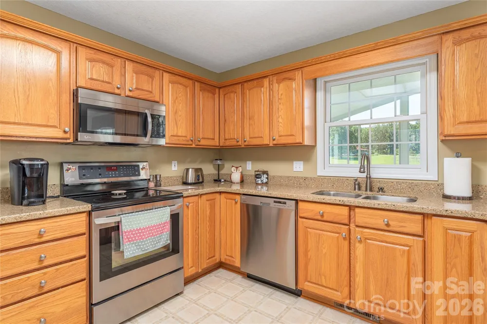 35 Forest Knoll Drive Weaverville, NC 28787