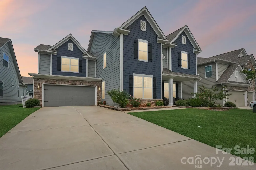 1093 Thoroughbred Drive Iron Station, NC 28080