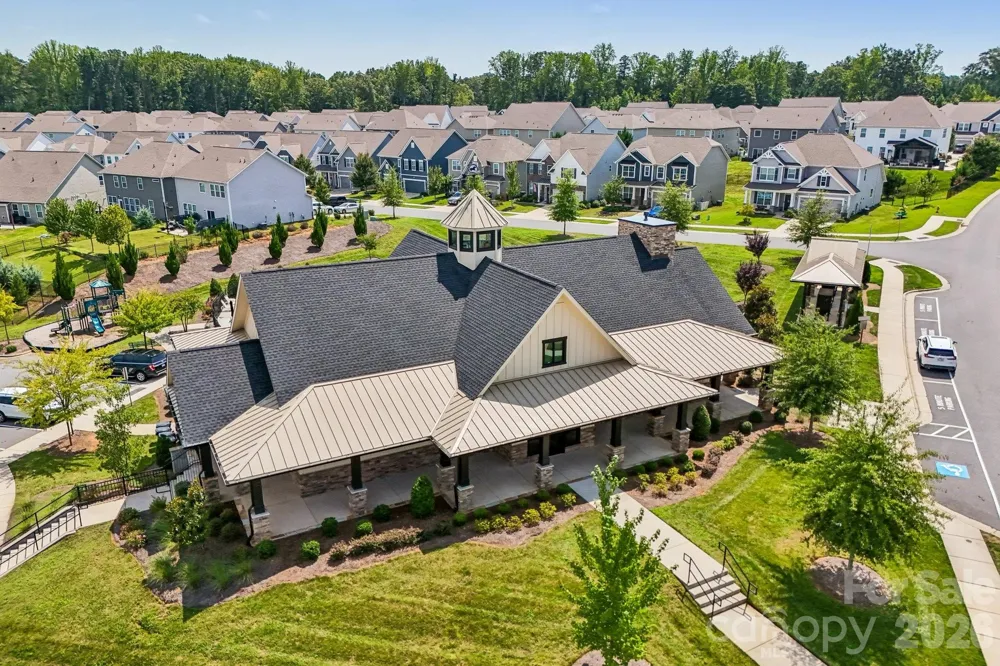 1093 Thoroughbred Drive Iron Station, NC 28080