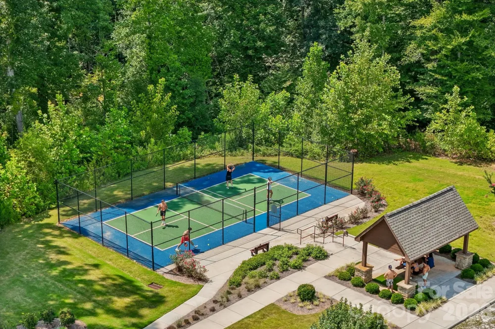 1093 Thoroughbred Drive Iron Station, NC 28080