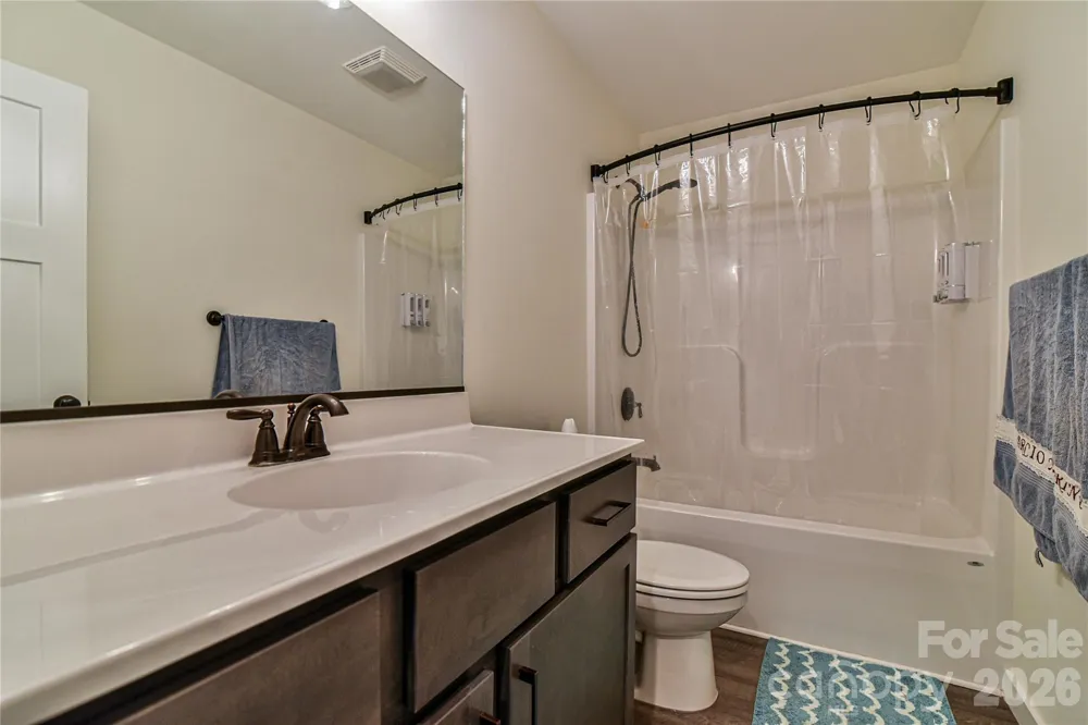 33 Ben Lippen Road Asheville, NC 28806