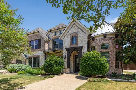 132 Townlake Drive