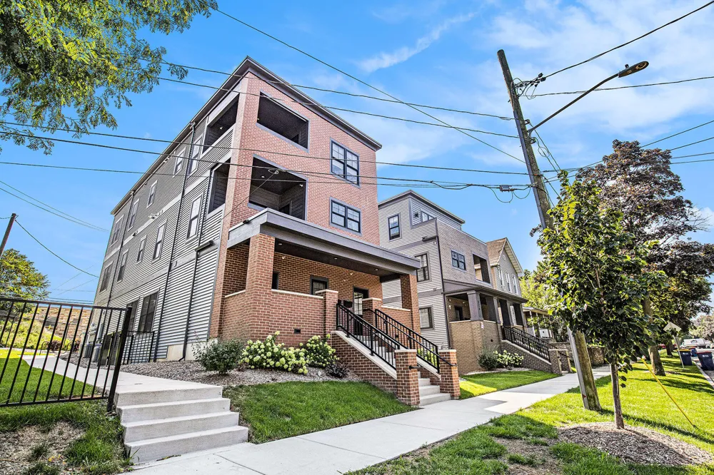 826 Fairview Avenue NE Grand Rapids, MI 49503