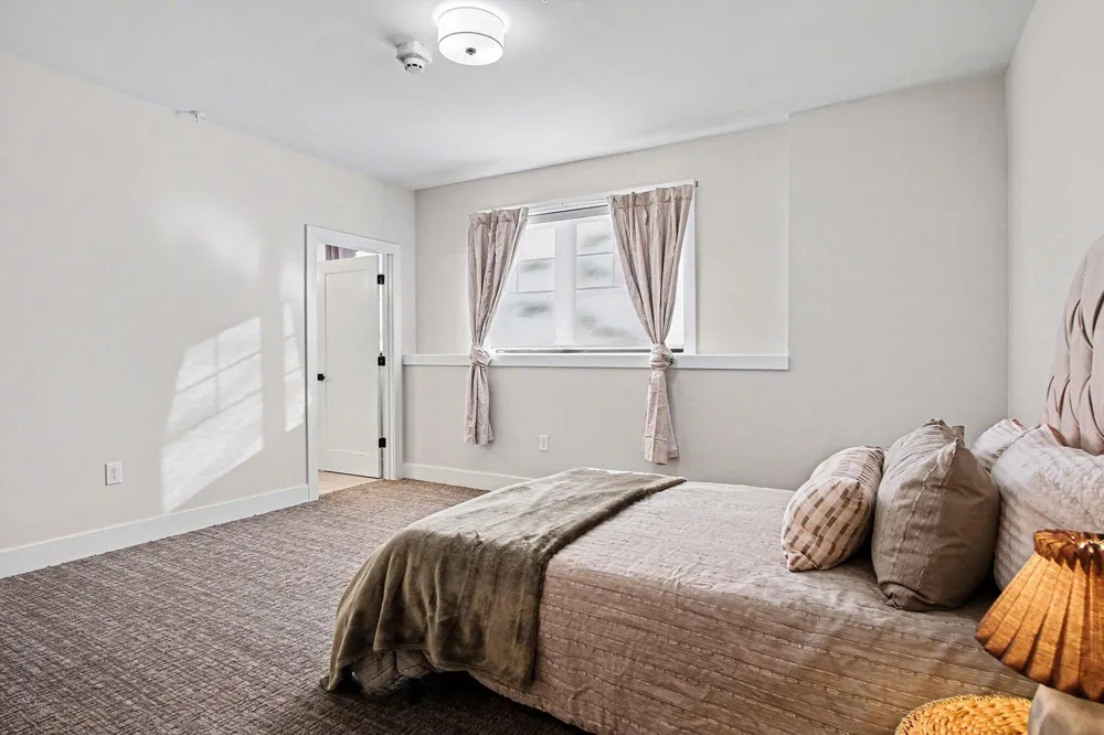 826 Fairview Avenue NE Grand Rapids, MI 49503