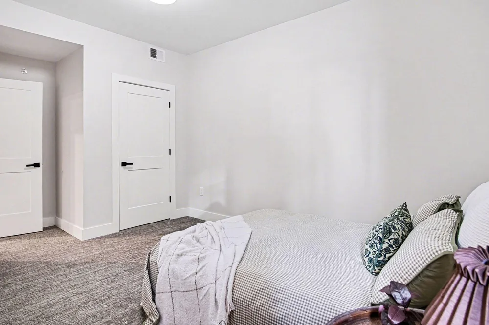 826 Fairview Avenue NE Grand Rapids, MI 49503