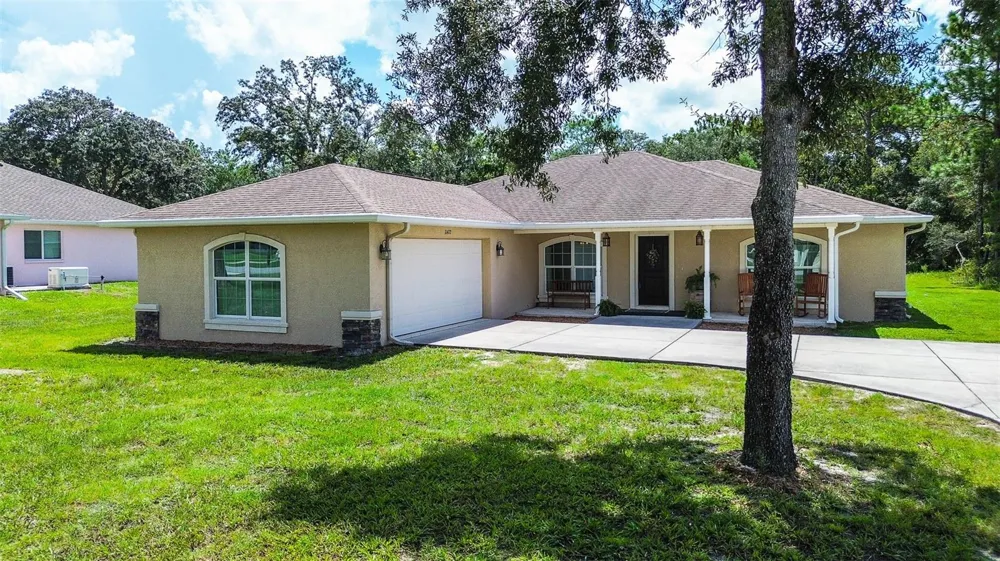 11472 PINE WARBLER AVENUE Brooksville, FL 34614