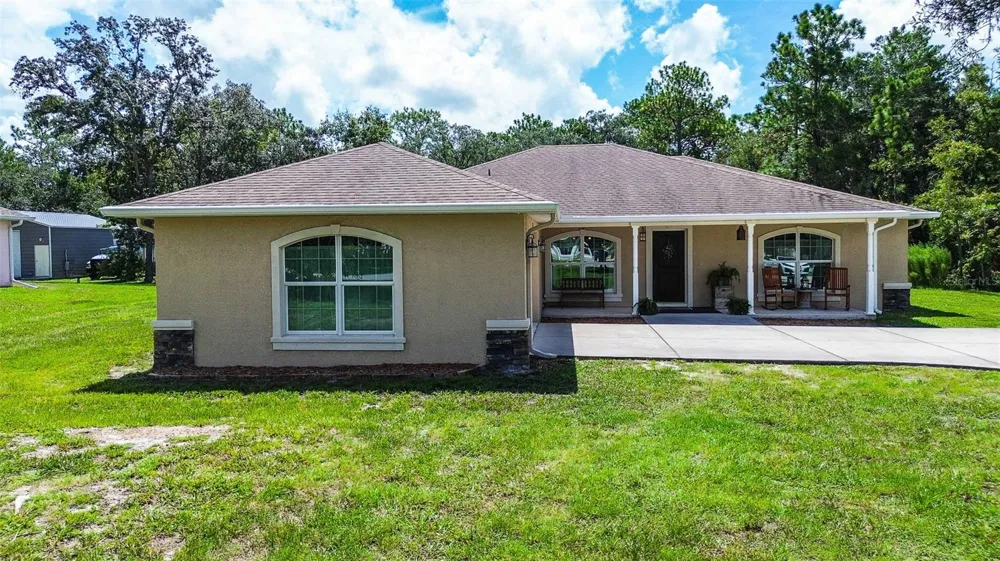 11472 PINE WARBLER AVENUE Brooksville, FL 34614