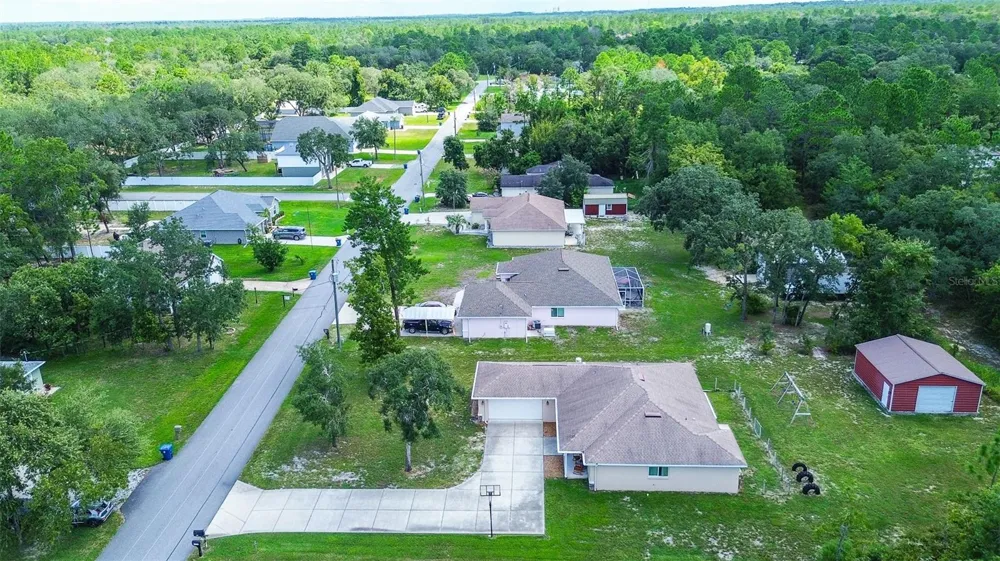 11472 PINE WARBLER AVENUE Brooksville, FL 34614