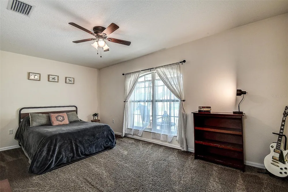 11472 PINE WARBLER AVENUE Brooksville, FL 34614
