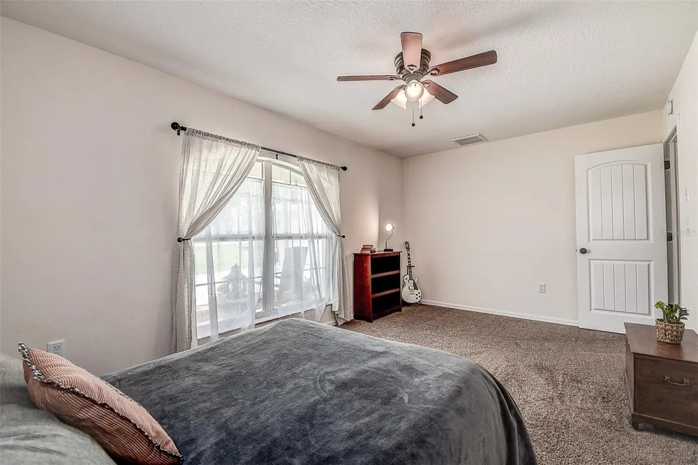 11472 PINE WARBLER AVENUE Brooksville, FL 34614