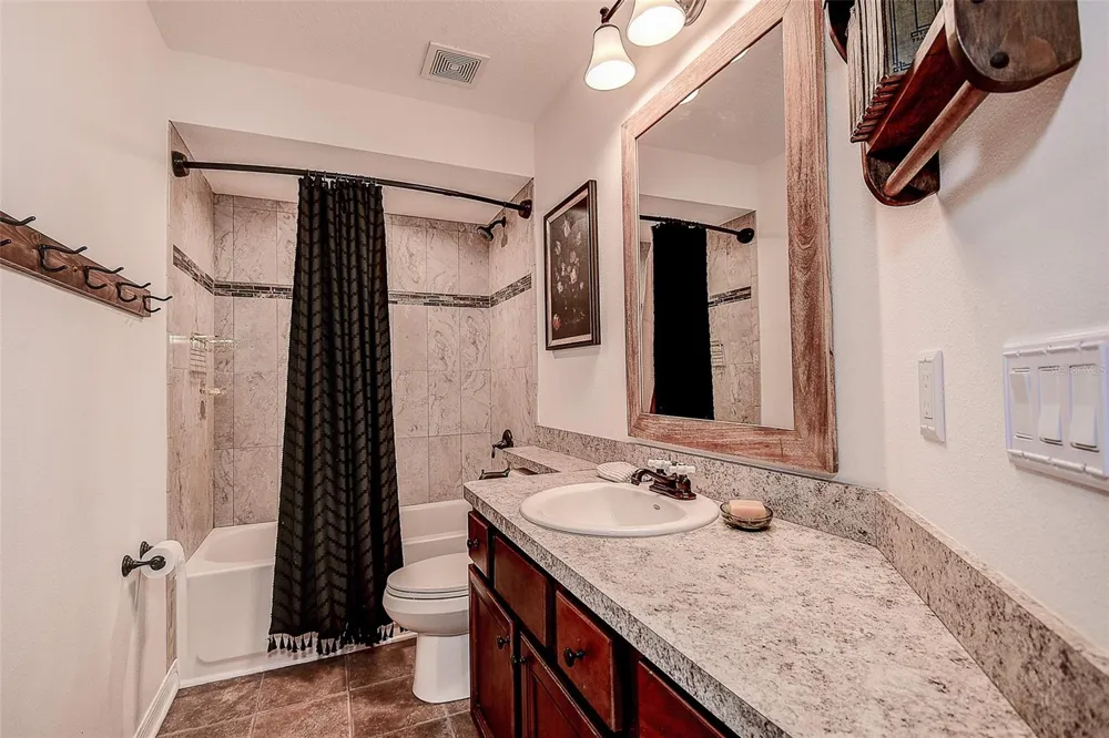 11472 PINE WARBLER AVENUE Brooksville, FL 34614