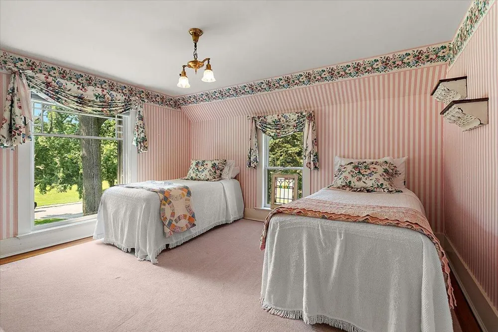 2519 W John Beers Road Stevensville Village, MI 49127