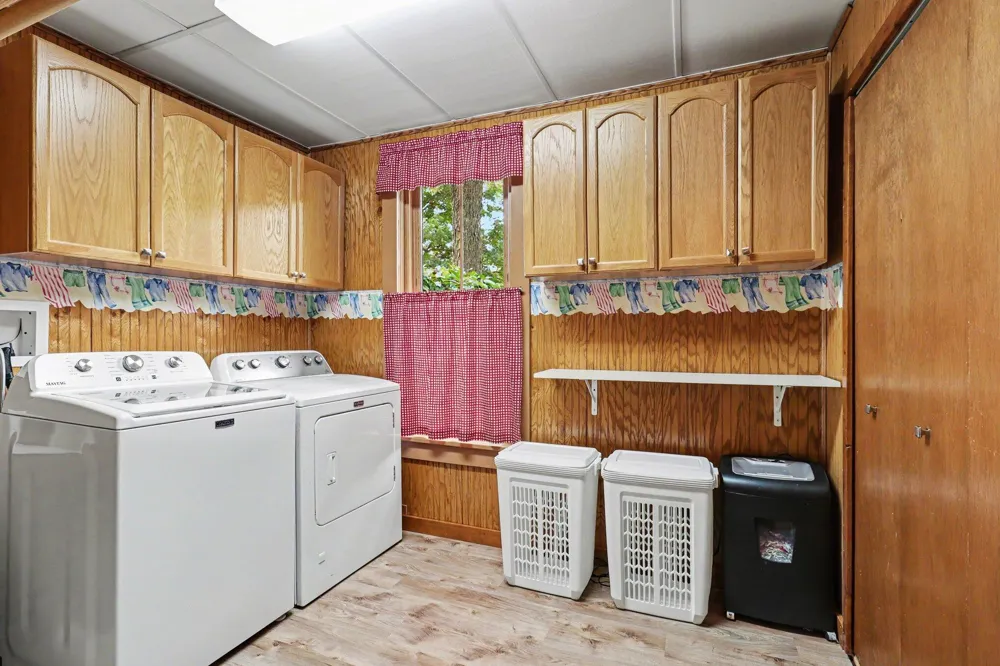 136 W Church Avenue Reed City City, MI 49677