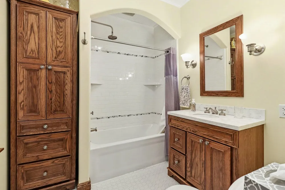 136 W Church Avenue Reed City City, MI 49677