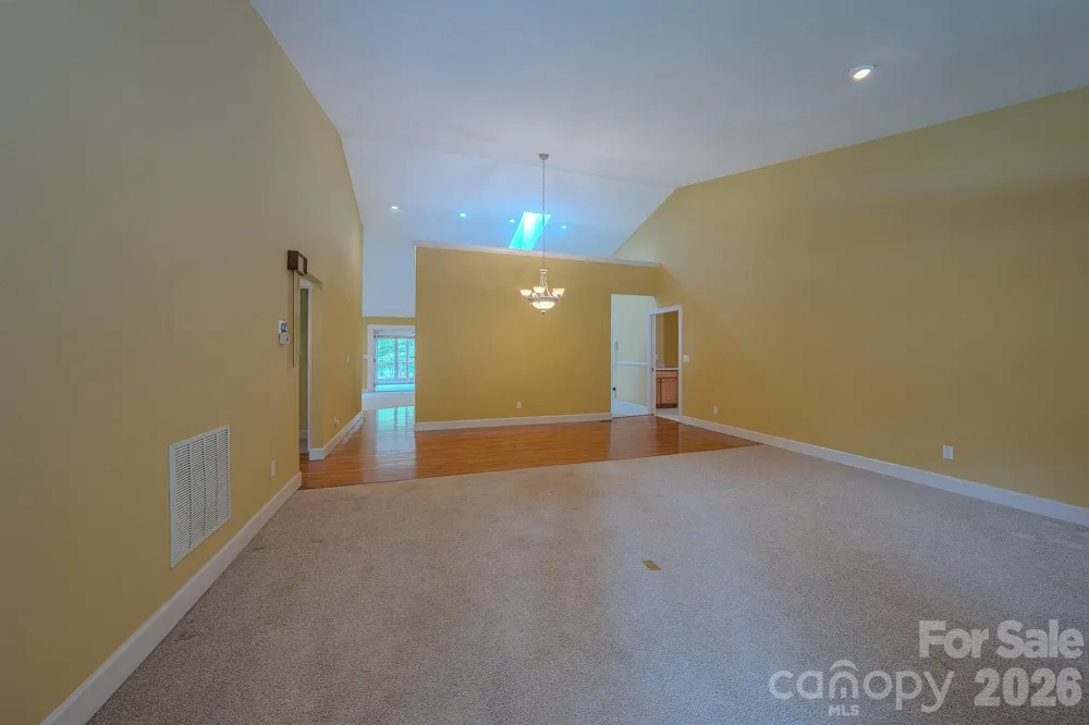 5 Kari Circle Candler, NC 28715