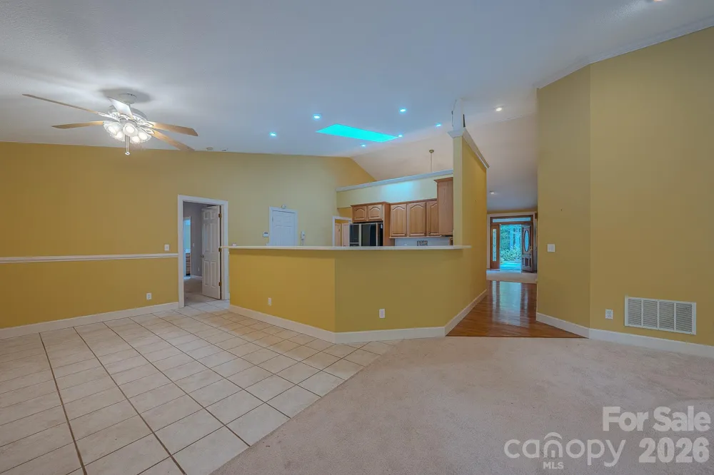 5 Kari Circle Candler, NC 28715