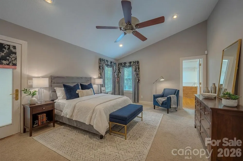 5 Kari Circle Candler, NC 28715