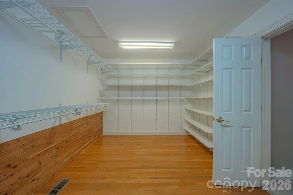 5 Kari Circle Candler, NC 28715