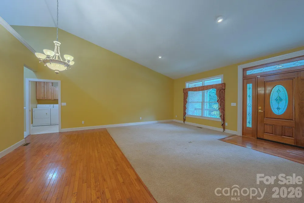 5 Kari Circle Candler, NC 28715