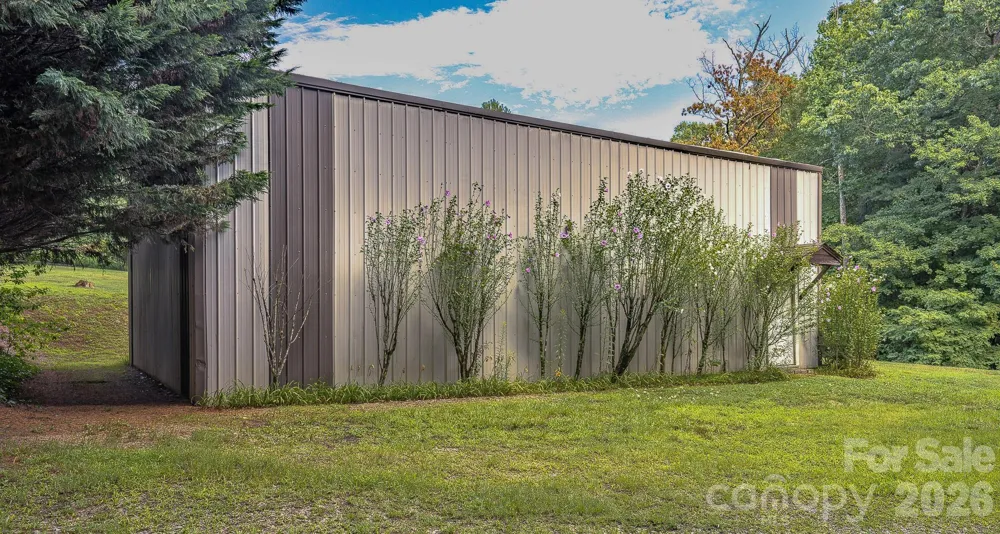 5 Kari Circle Candler, NC 28715
