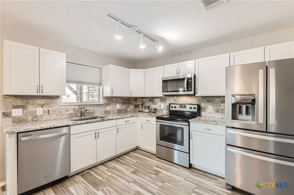 338 Liberty Street Hutto, TX 78634