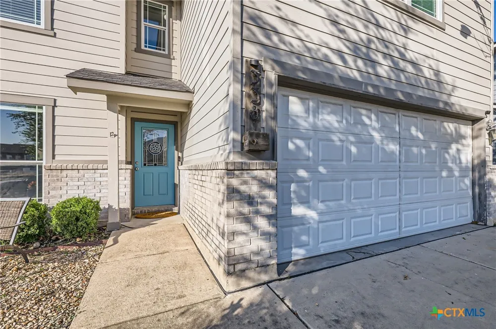 338 Liberty Street Hutto, TX 78634