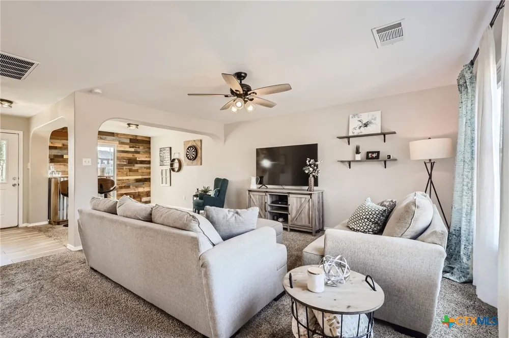 338 Liberty Street Hutto, TX 78634